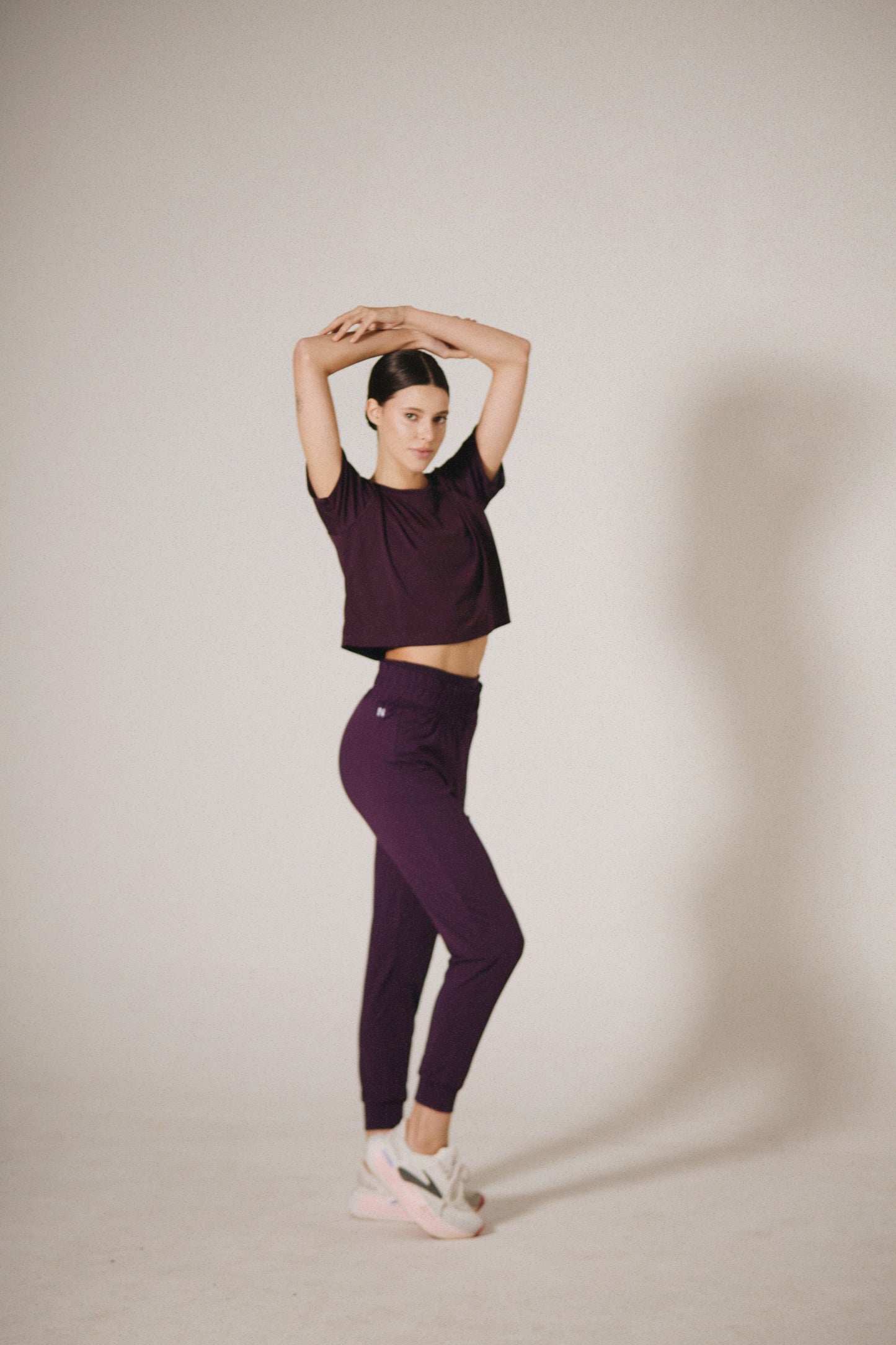 T-SHIRT CROPPED BORGONHA