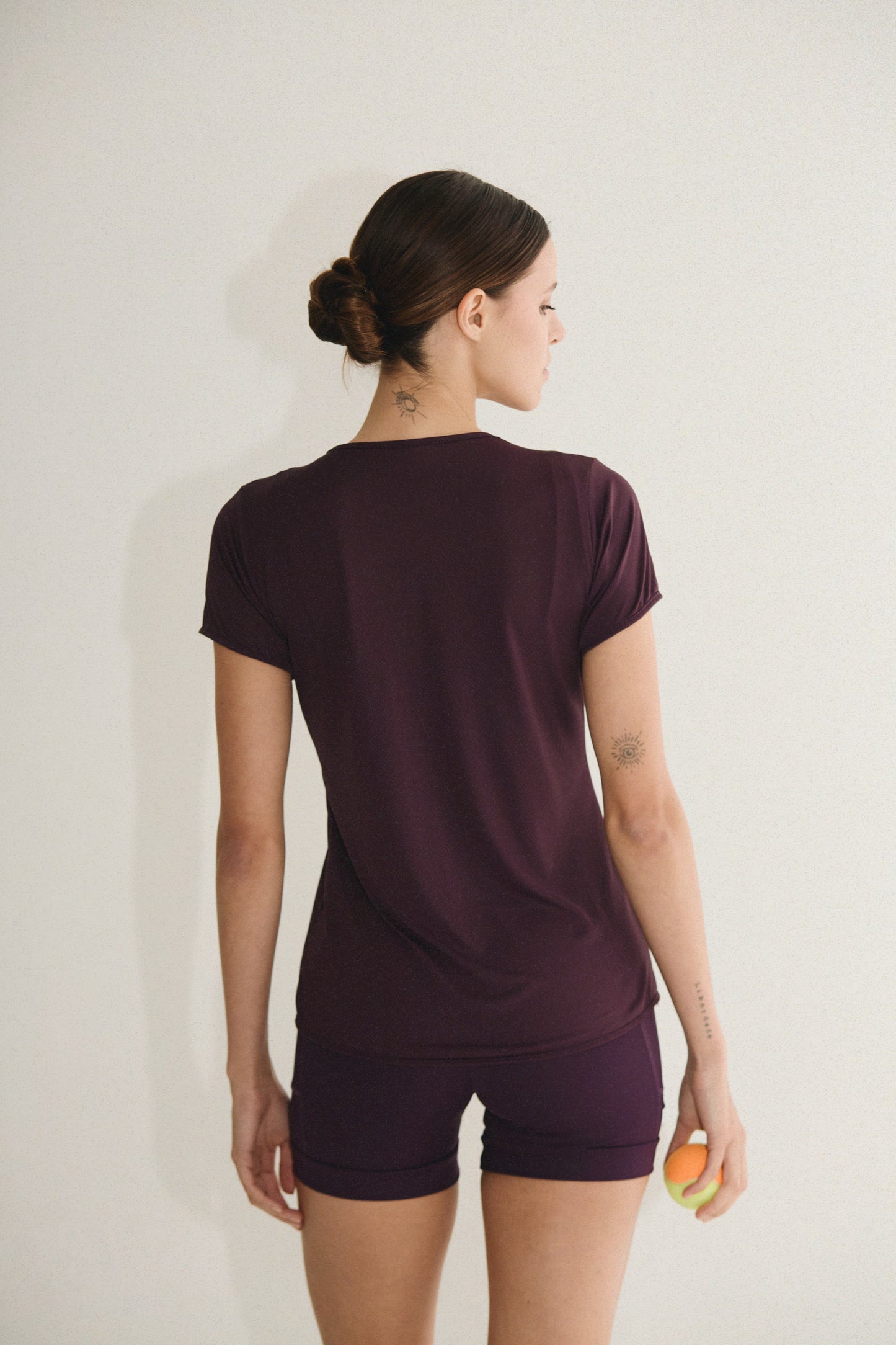 T-SHIRT BABY LOOK BORGONHA
